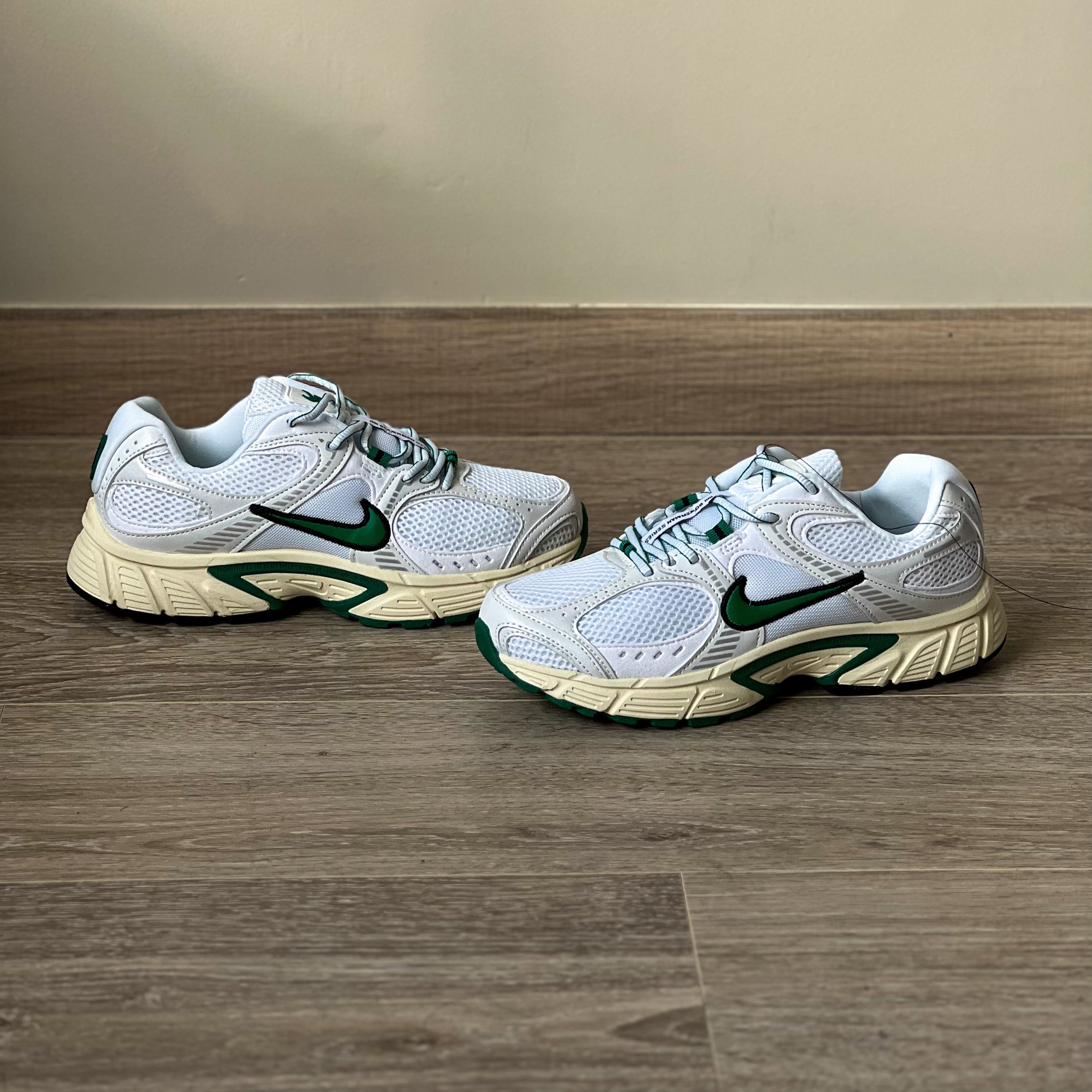 Nike Bowerman Series / White Green