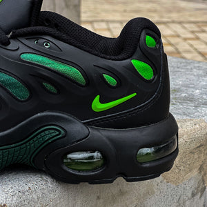 Nike Air Max Plus TN / Drift