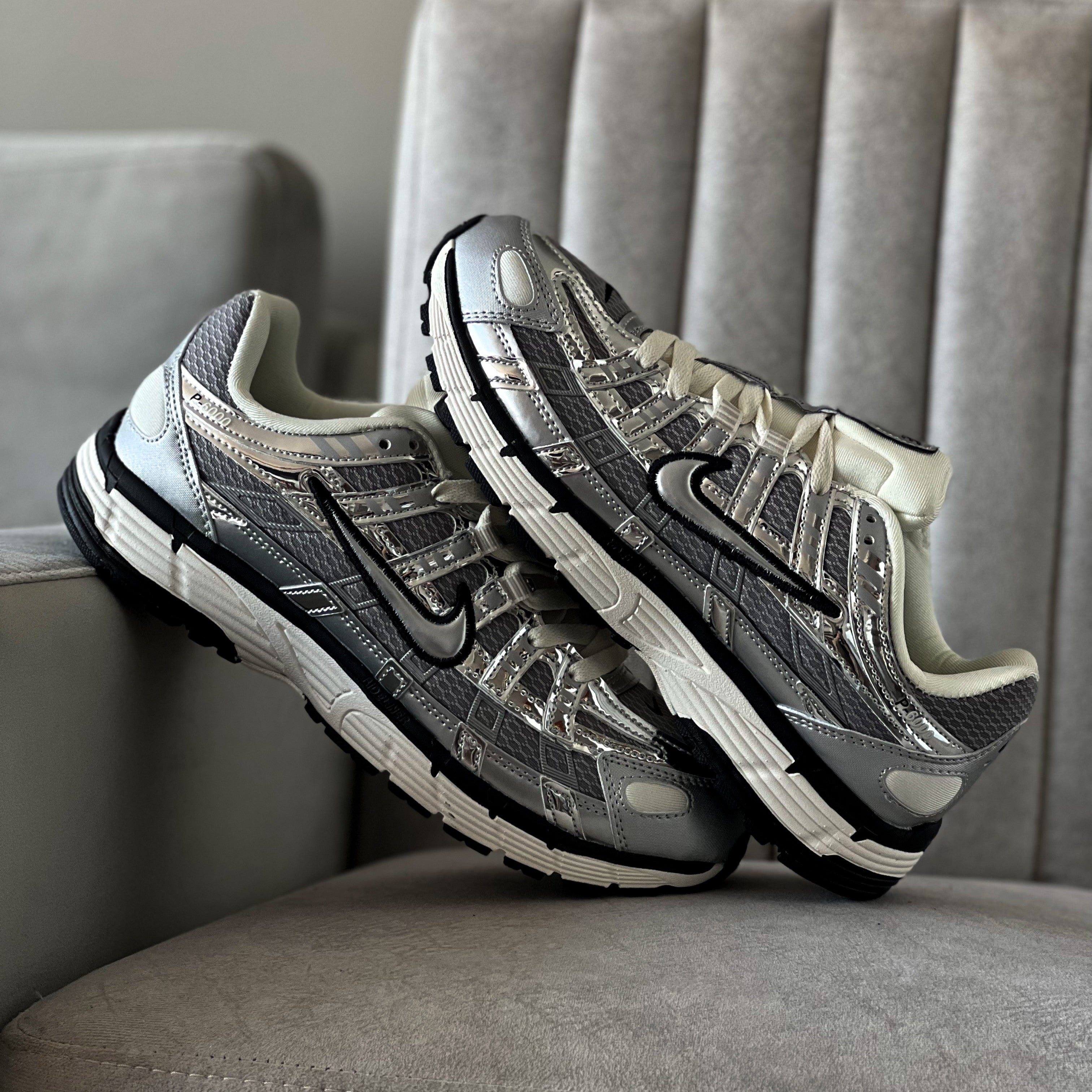 Nike P-6000 / Metallic Grey