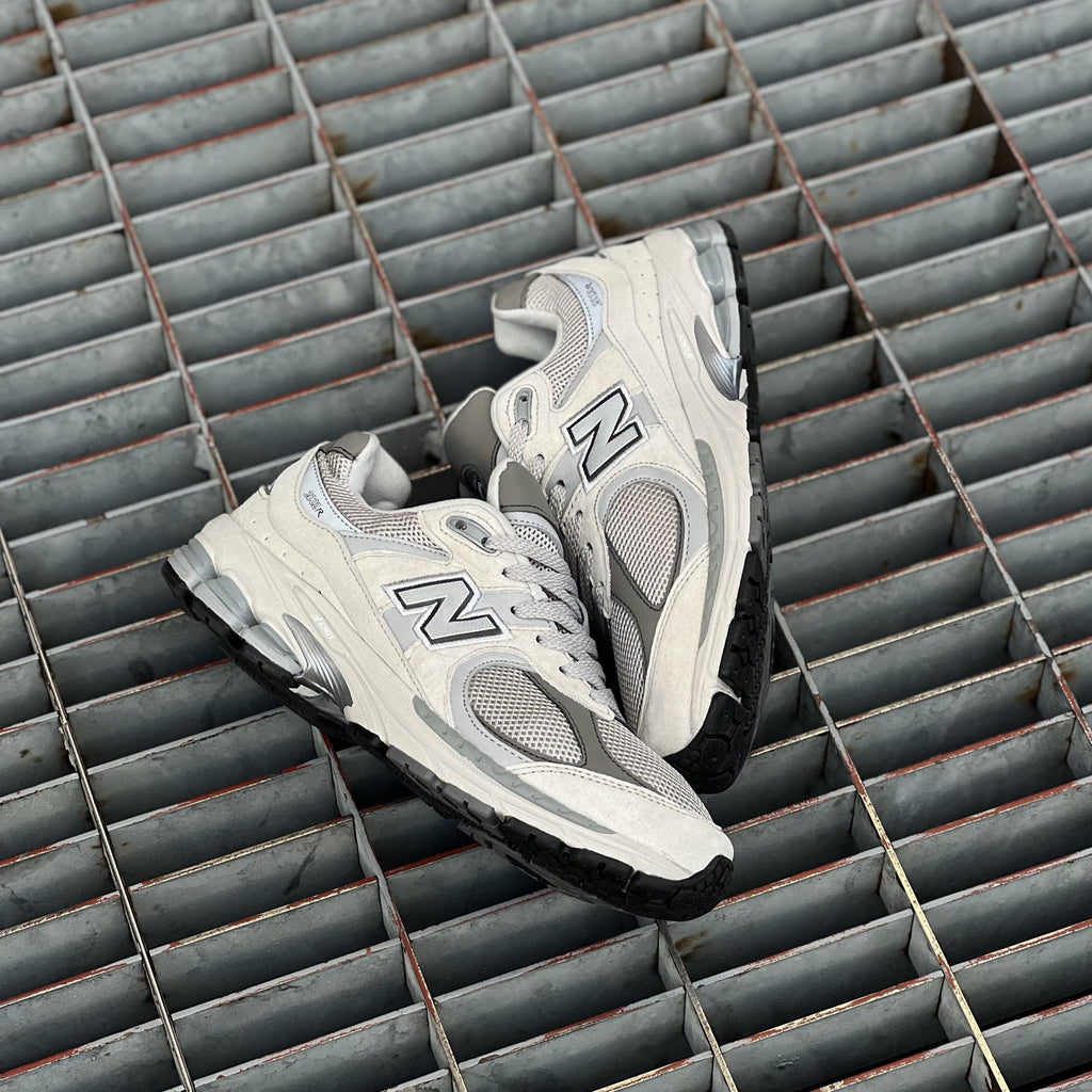 New Balance 2002R / Grey Concrete
