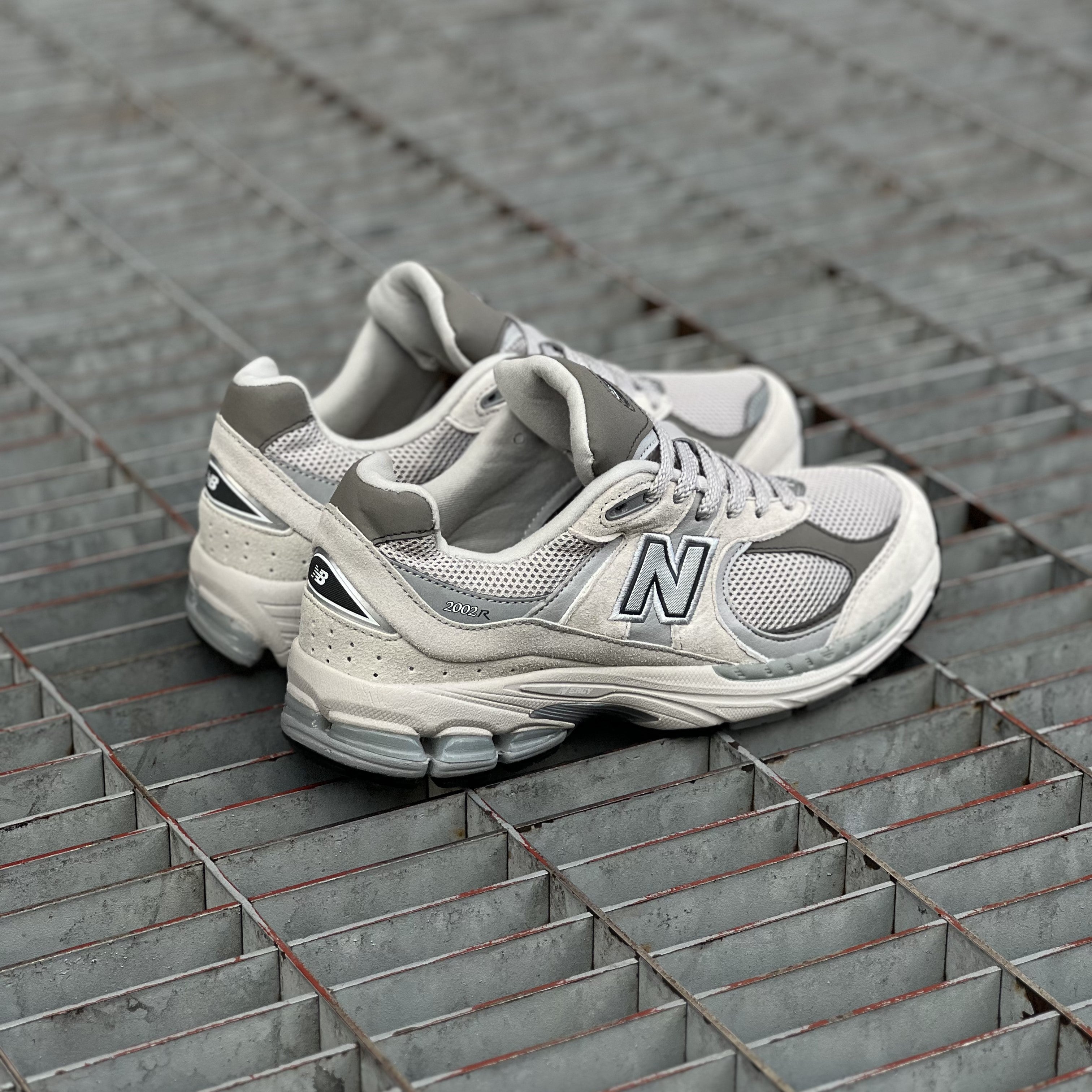 New Balance 2002R / Grey Concrete