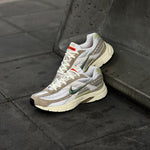NIKE INITIATOR / JADE BEIGE