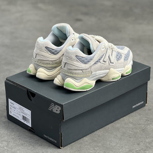 New Balance 9060 / Bricks & Wood