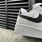 Nike Air Force 1 / Black