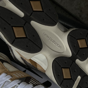New Balance 9060 / Workwear