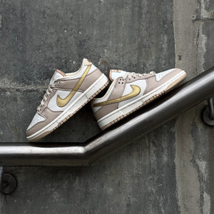 NIKE DUNK / Golden Swoosh - Low