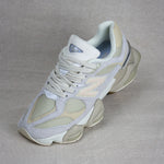 New Balance 9060 / Cloud White Beige