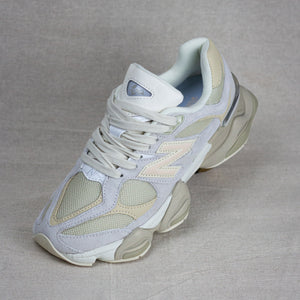 New Balance 9060 / Cloud White Beige
