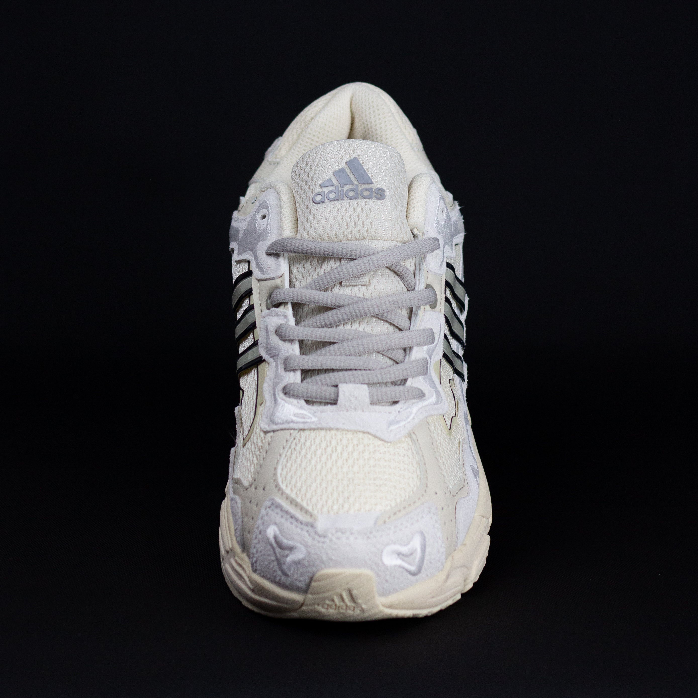 ADIDAS RESPONSE X Bad Bunny